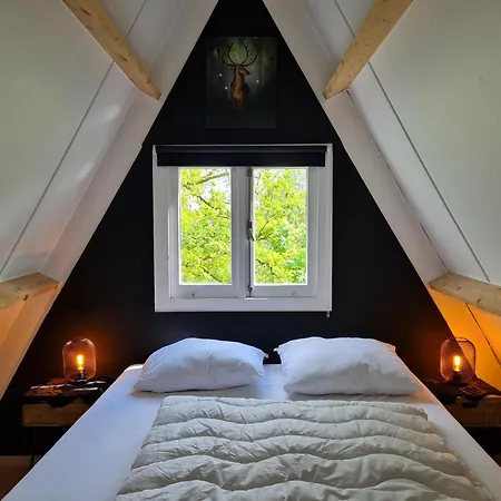 Chalet Stylish Haven Near Durbuy