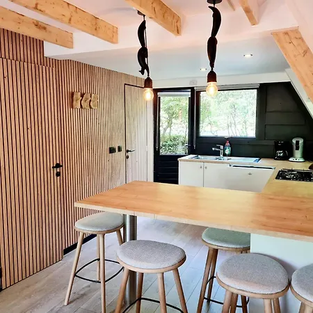 Chalet Stylish Haven Near Durbuy *