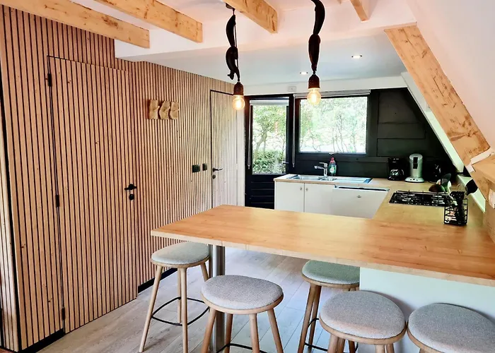 Chalet Stylish Haven Near Durbuy *